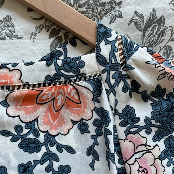 LOFT Floral Blouse - Blue and Pink - Picture 5 of 8